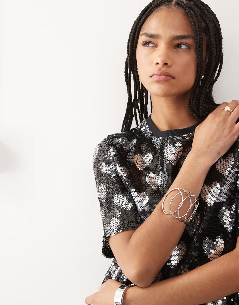 ASOS Noisy May heart detail sequin t-shirt dress in black - 4