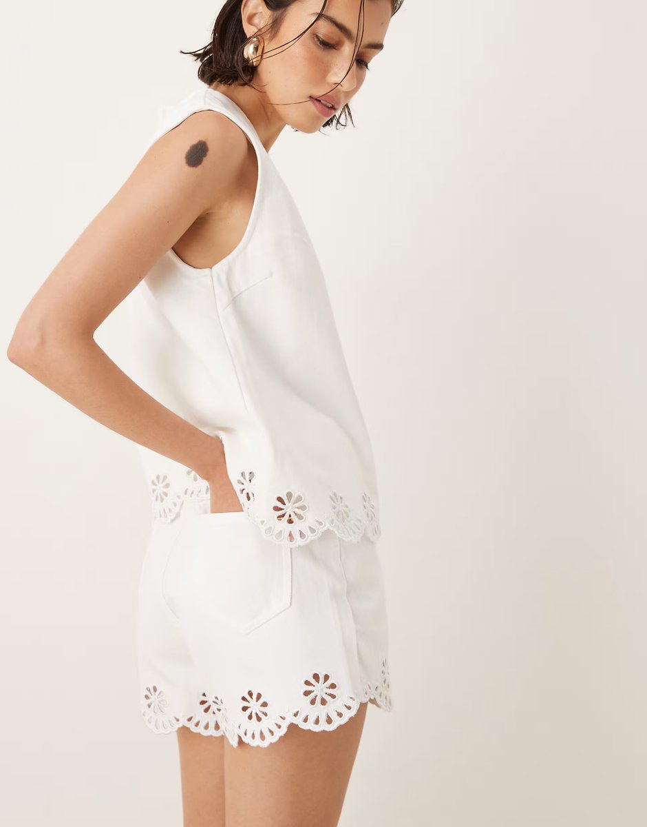 ASOS Nobody's Child Sweetpea shorts co-ord in white denim - 4