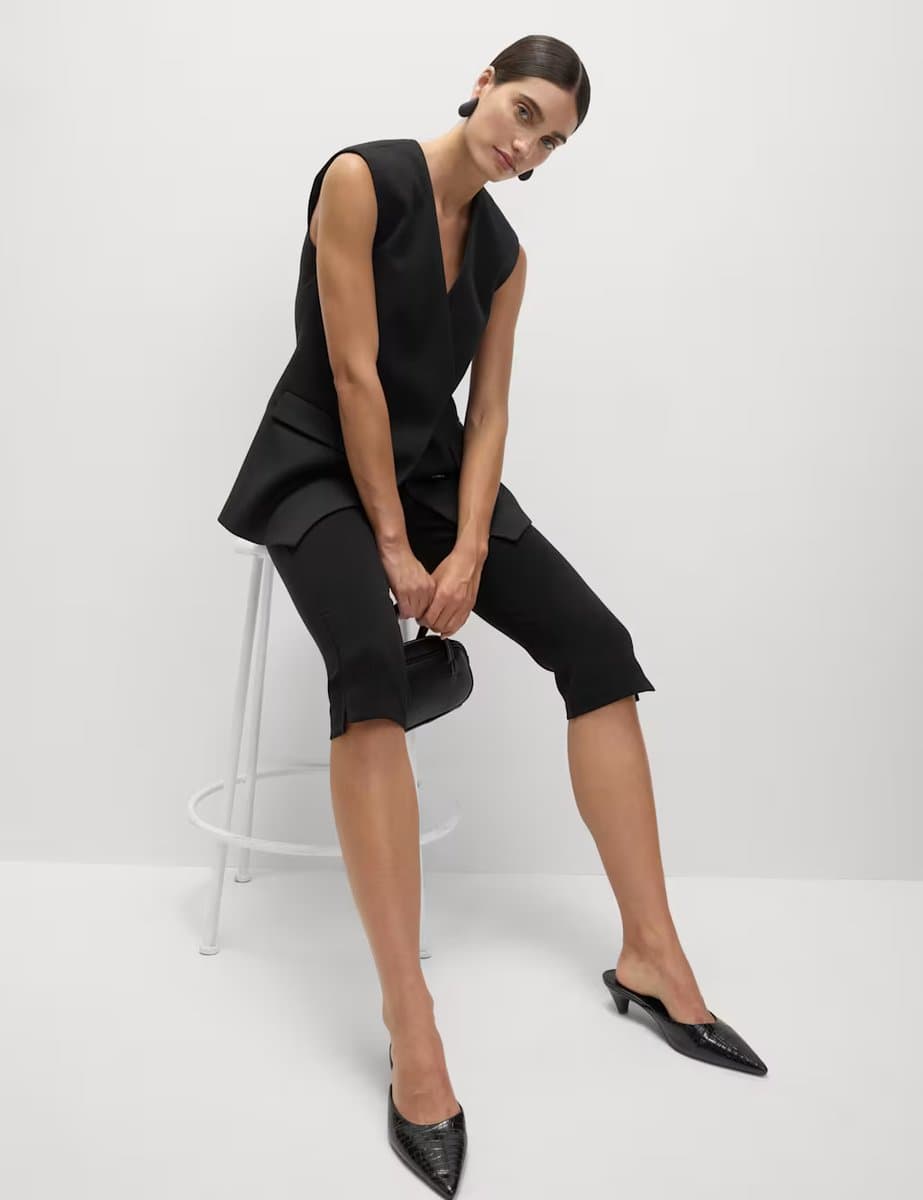 Marks & Spencer M&S Slim Fit Cropped Trousers in Black