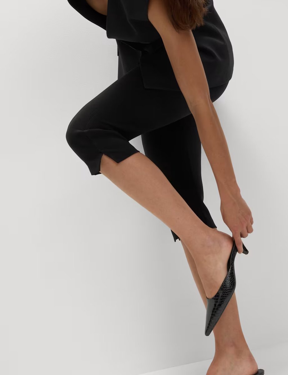 Marks & Spencer M&S Slim Fit Cropped Trousers Black - 4