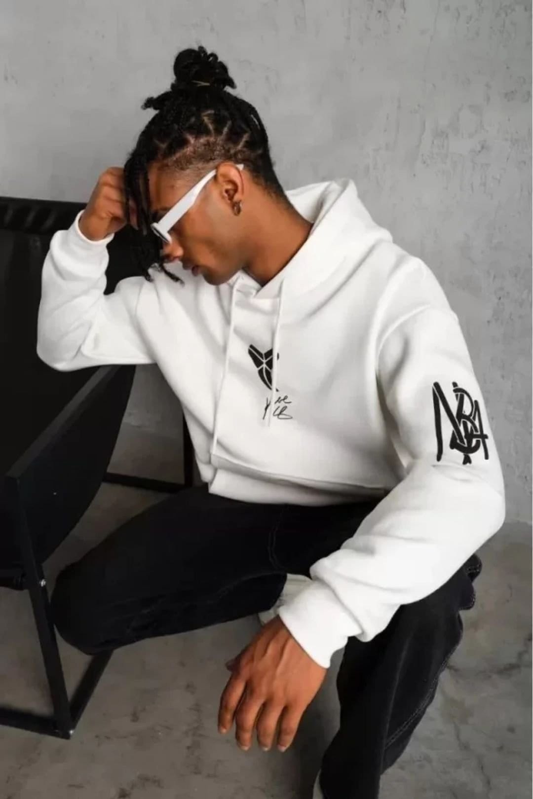 Janes Janes Men's Oversized Hooded Sweatshirt Pocket in White - 4