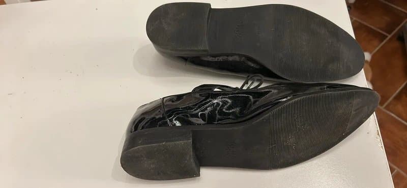 New Look Black patent ladies shoes size 8