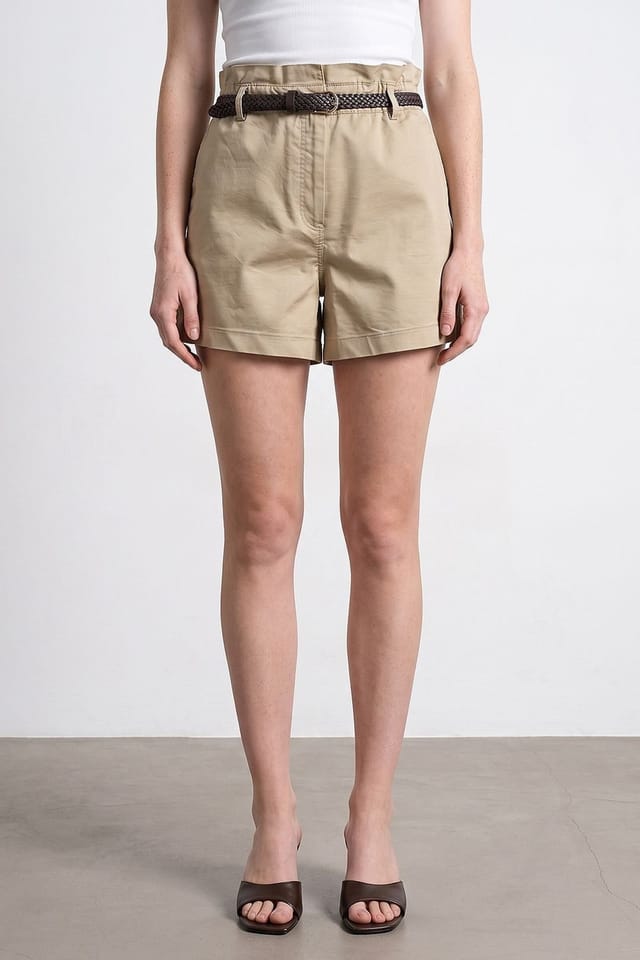 Dilvin Dilvin Women's High-Waist Belted Chino Shorts in Beige - 3