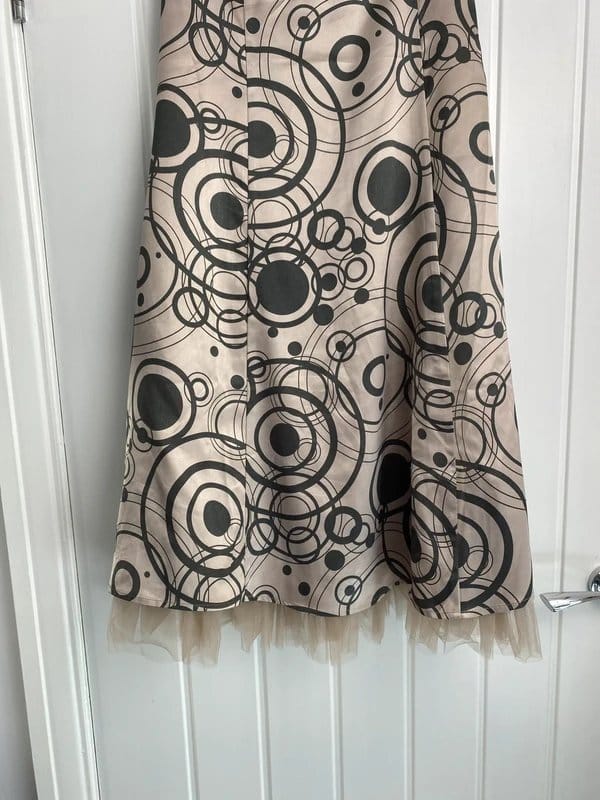 Vila Vila BNWT Bandeau Midi Dress Size M Beige Black Swirl Print Belted - 1