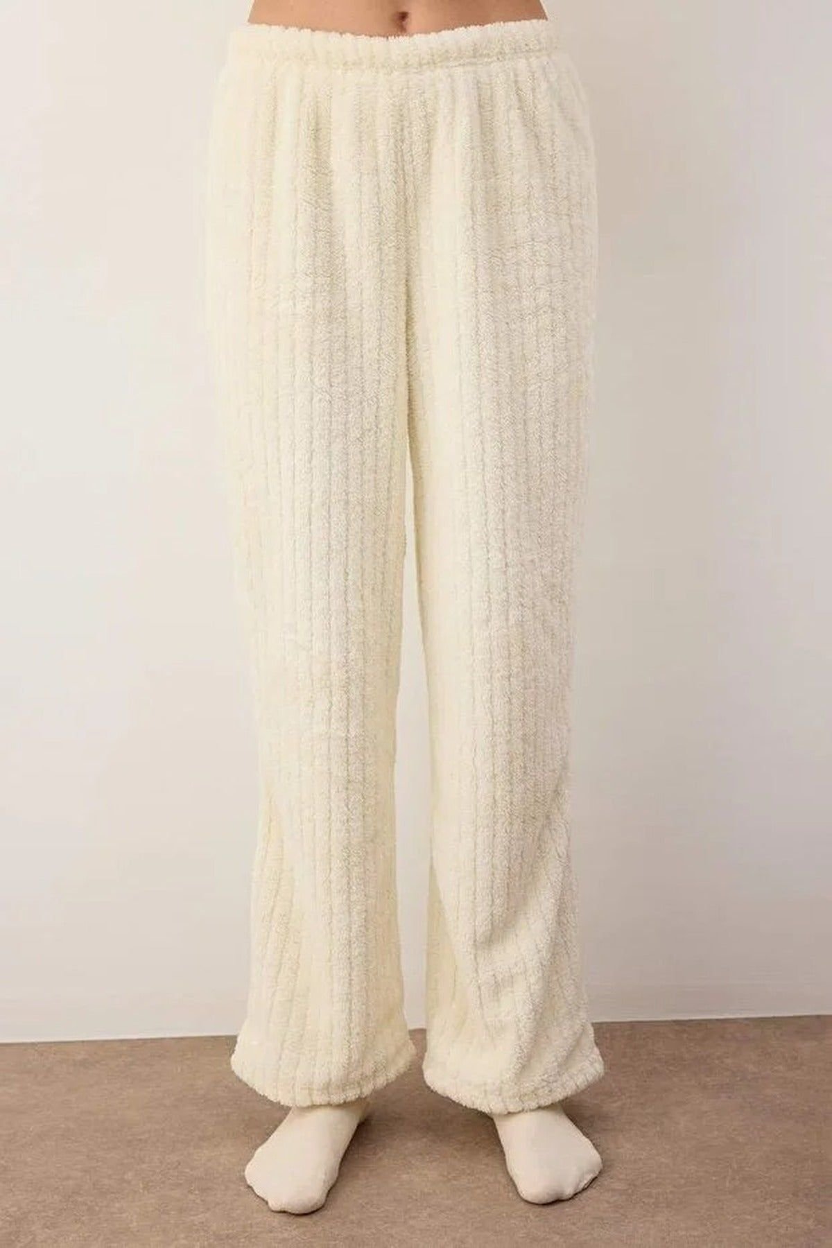 WOVCOR WOVCOR Women's Floral Embroidered V Neck Button Through Ribbed Knit Pyjama Set in Ecru - 2