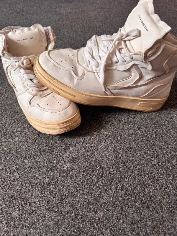 Bershka Bershka high top trainers