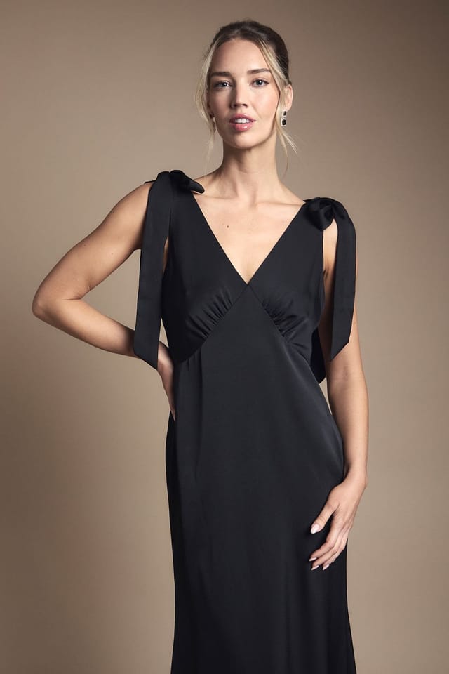 Coast Coast Women's Honoured Satin Back Crepe V Neck Tie Shoulder Maxi Bridesmaid Dress in Black - 2