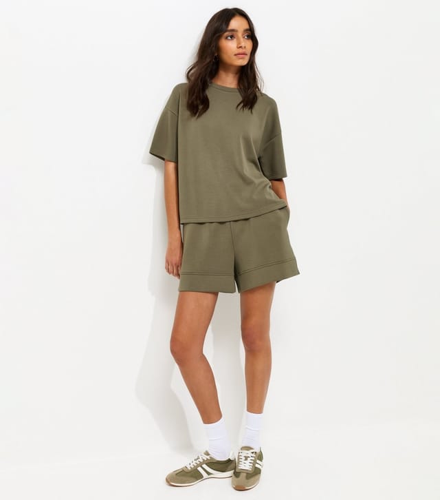 New Look Women's Premium Khaki Sweatshirt T-Shirt New Look - 2