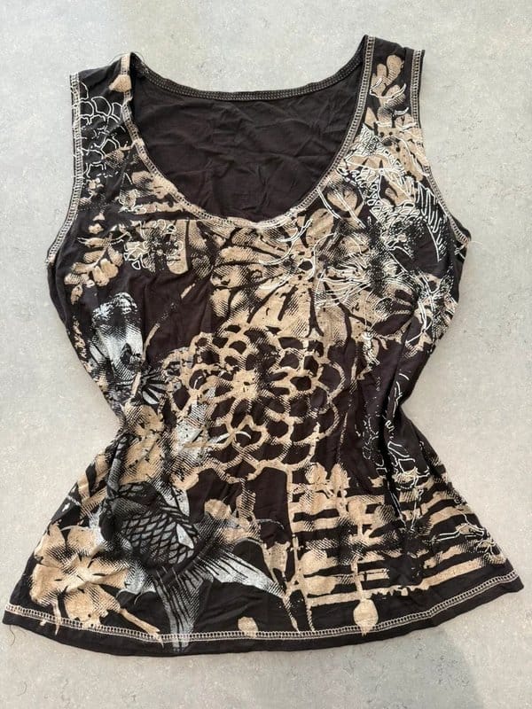 Vintage Dressing Vintage Floral Indie Graphic Print T-shirt - 1