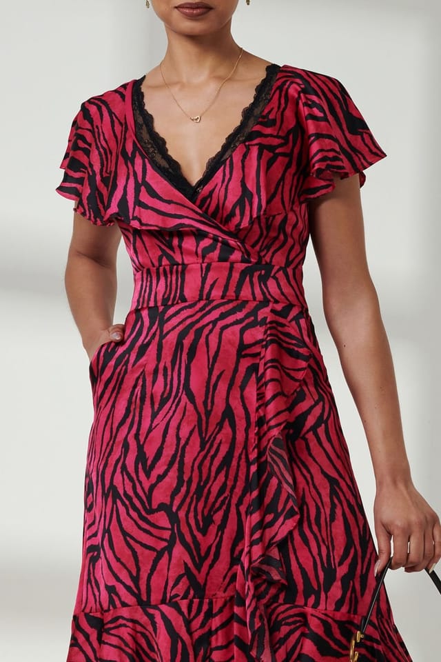 Jolie Moi Jolie Moi Women's Julissa Satin Flare Hem Dress in Pink - 3