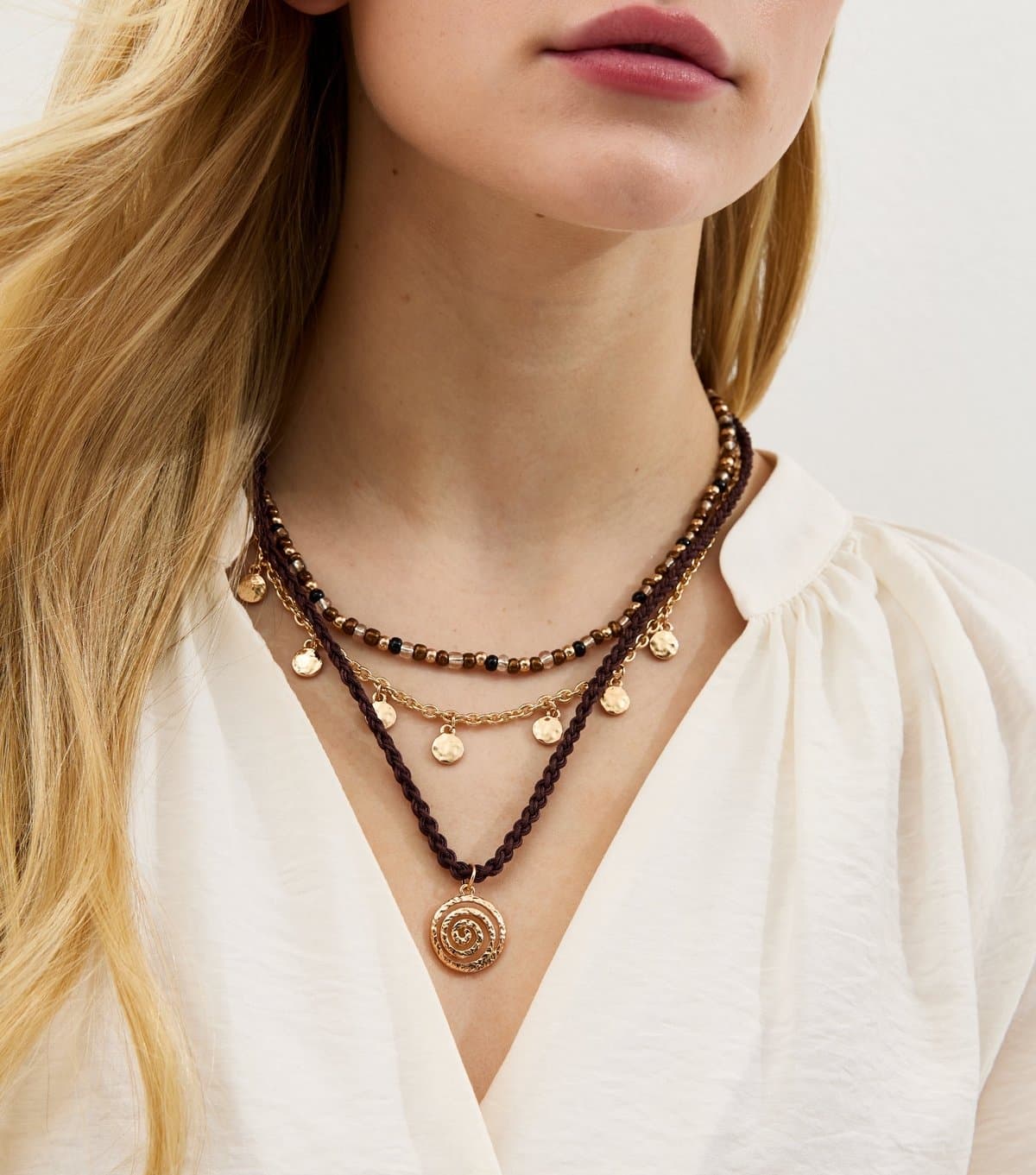 New Look Gold Tone Layered Necklace with Swirl Charm New Look