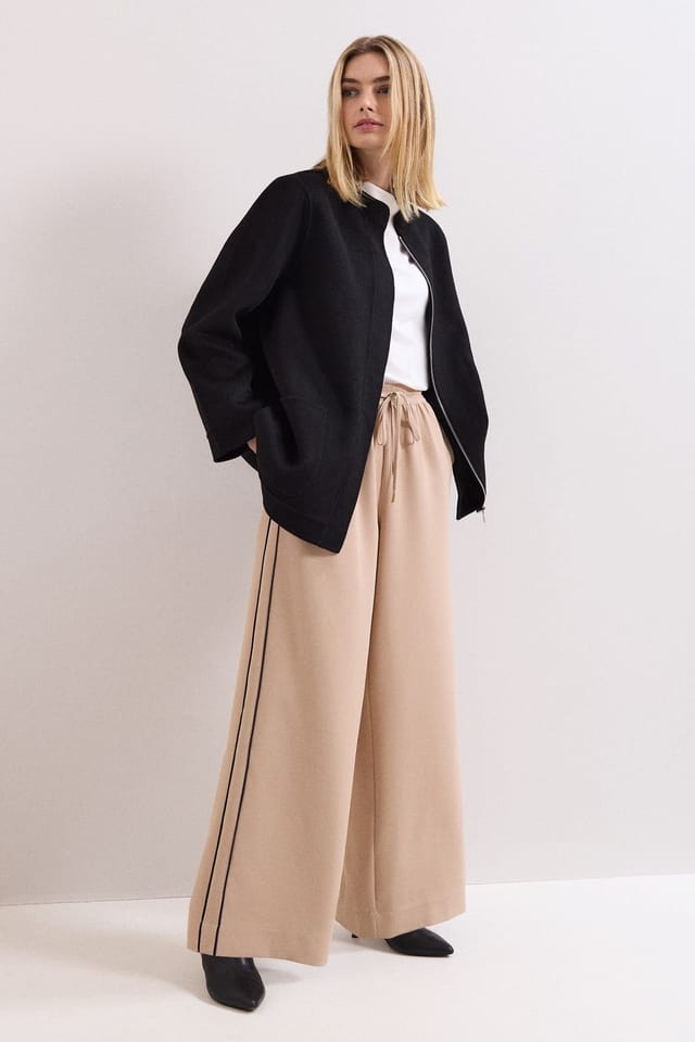 Phase Eight Phase Eight Women's Daria Wool Coat in Black - 3