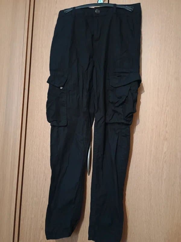 New Look Men's cargo pants black unisex