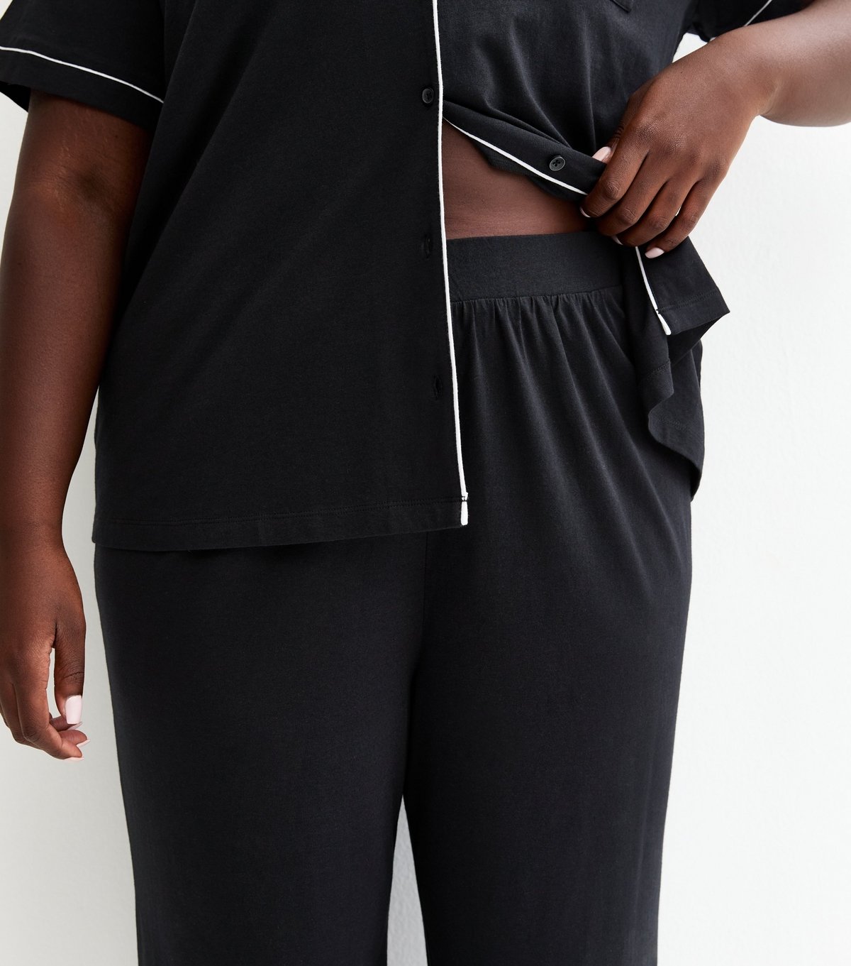 New Look Women's Plus Size Black Jersey Revere Collar Pyjama Set Curves New Look - 4