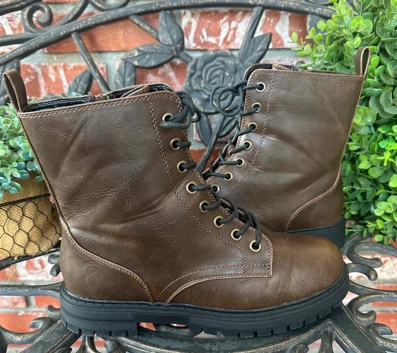 So Goods for Life SO Lace Up Combat Boots W/Zippers; Chocolate Brown Leather; Size 9M; New In Box