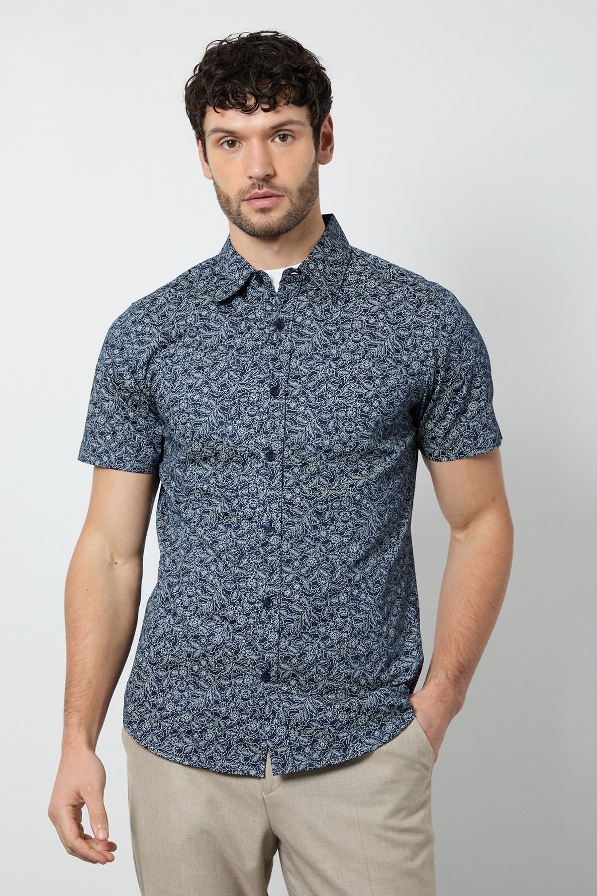 Burton Burton Men's Black Floral Print Short Sleeve Shirt