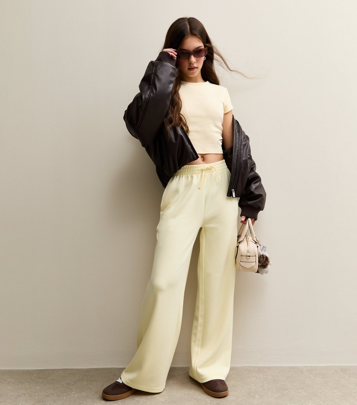 New Look Girls' Light Yellow Ruched Side Cap Sleeve T-Shirt New Look - 3