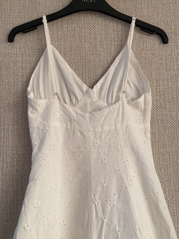 Bershka Bershka white cotton playsuit - Broderie anglais - Size XS