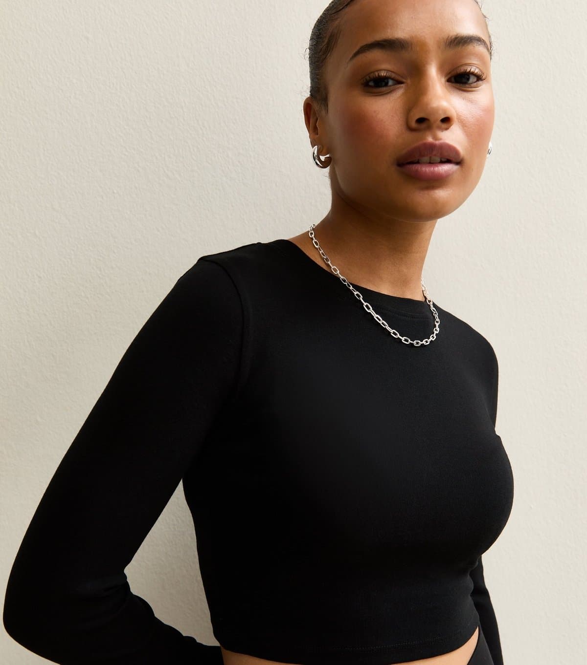 New Look Women's Petite Black Crew Neck Long Sleeve Top New Look