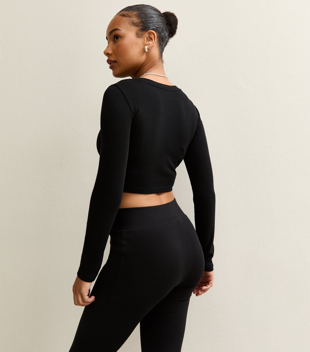 New Look Women's Petite Black Crew Neck Long Sleeve Top New Look - 4