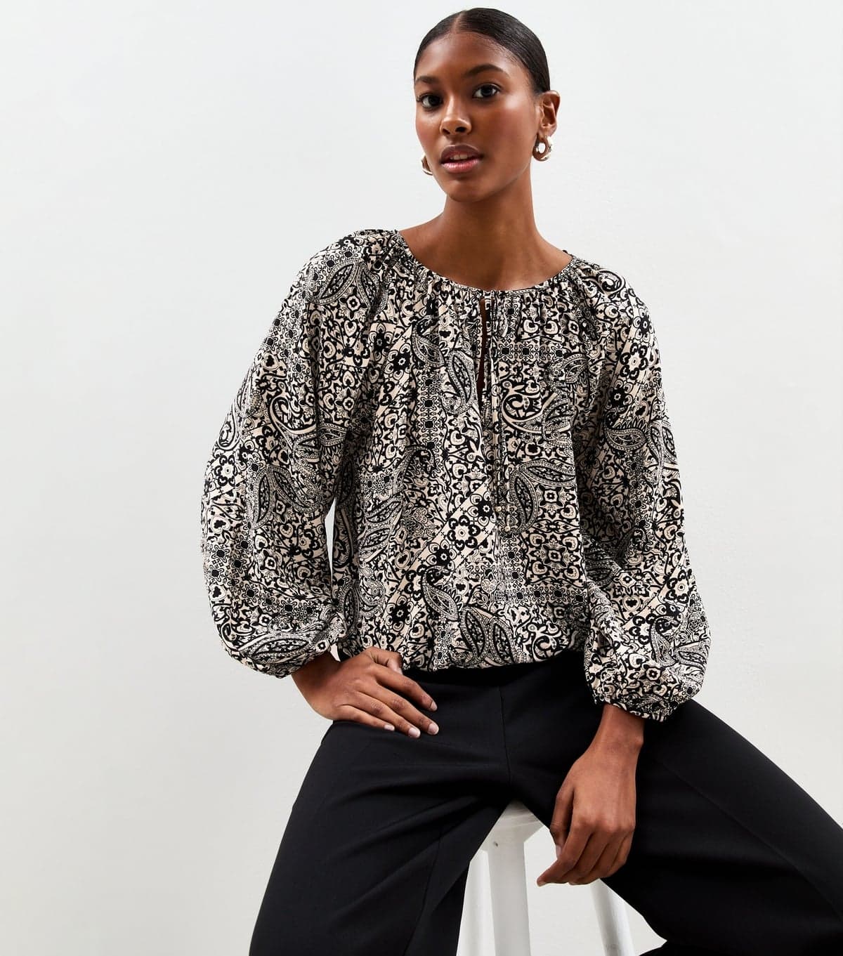 New Look Women's Black Paisley Print Tie Neck Blouse New Look