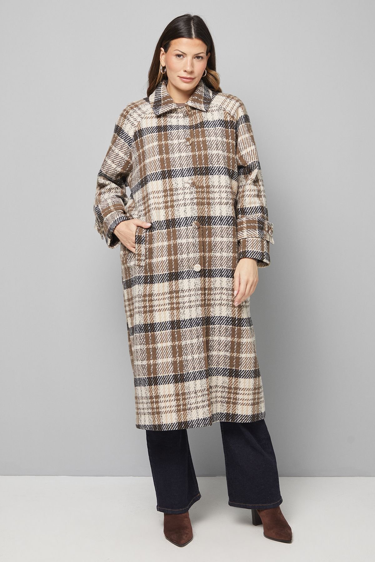 Wallis Wallis Women's Button Through Check Coat in Brown - 4
