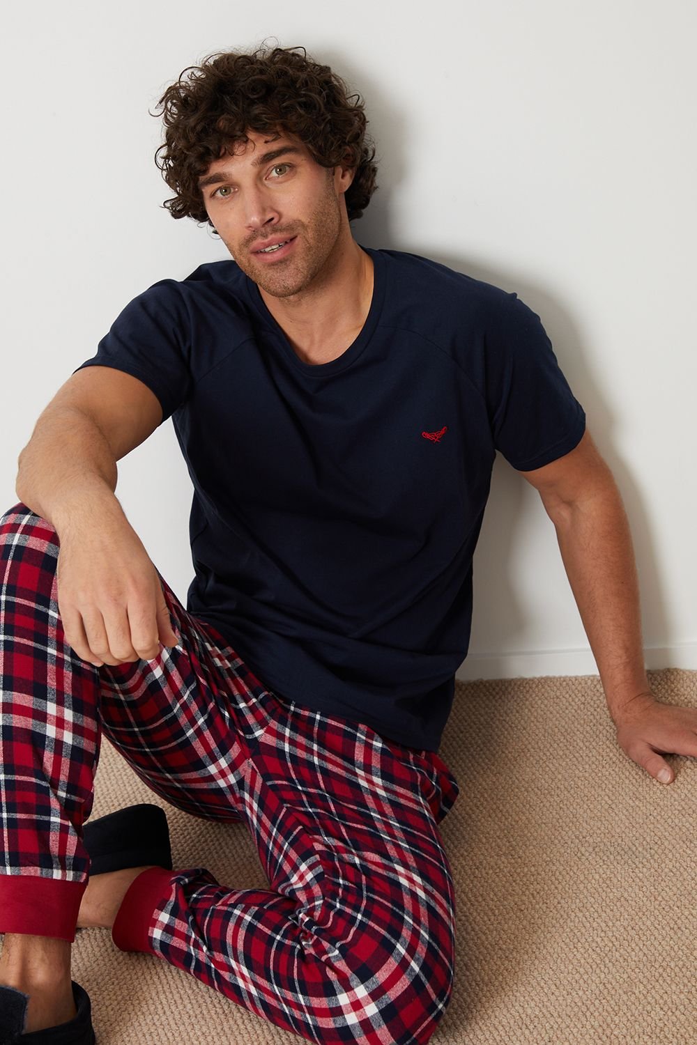 Threadbare Threadbare Men's 'Everest' Cotton Blend Pyjama Set in Navy - 1