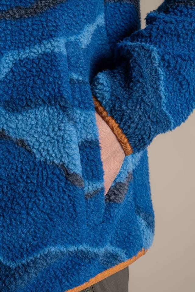 Craghoppers Craghoppers Men's National Trust Rawthey Half Zip Borg Fleece Top in Blue - 2