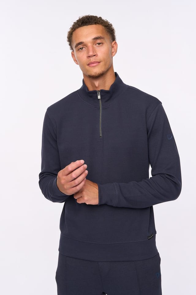 Duck&Cover Duck&Cover Slellmoore Men's Textured Twill Quarter-Zip Top - High Neck Pullover with High-Build Sleeve Print in Navy - 3