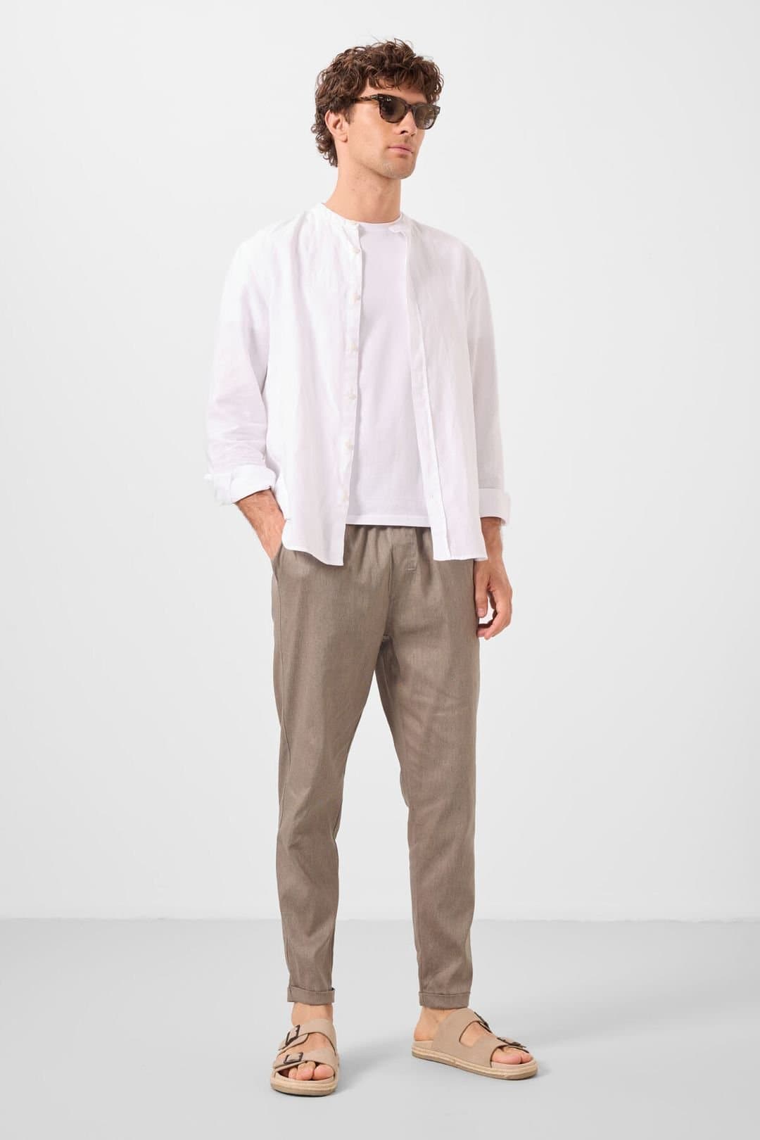Tommy Life Tommy Life Men's Straight-leg Gabardine Chinos in Medium Beige