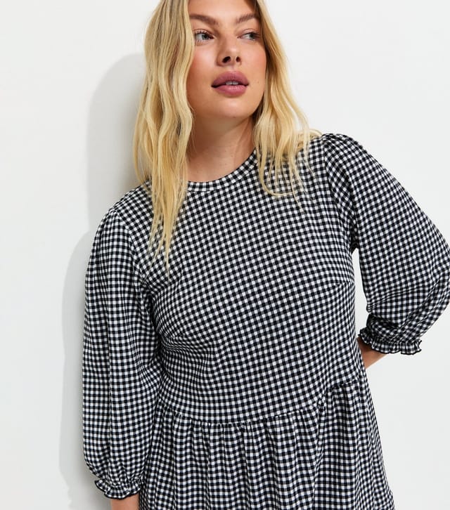 New Look Women's Plus Size Black Gingham Print Cropped Sleeve Mini Smock Dress Curves New Look - 2