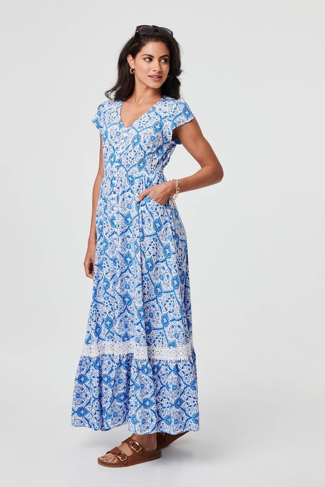 Izabel London Izabel London Women's Mosaic Print Cap Sleeve Maxi Dress in Blue - 2