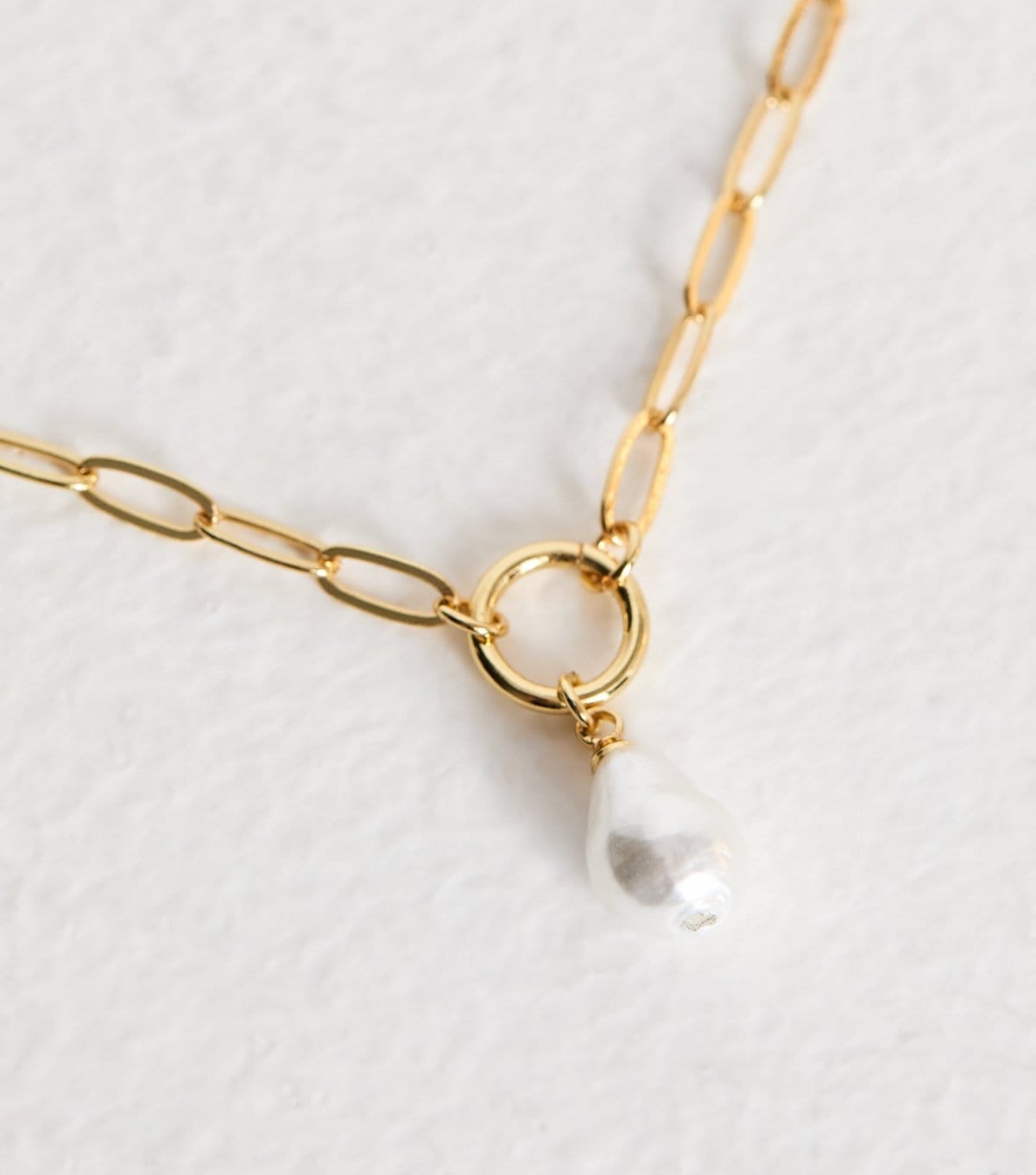 New Look 18ct Gold Plated Faux Pearl Pendant Necklace New Look - 4
