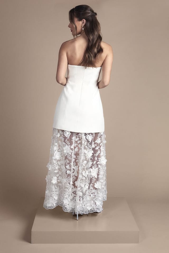 Coast Coast Women's Structured Bandeau Maxi Wedding Dress with Lace Skirt in Ivory - 3