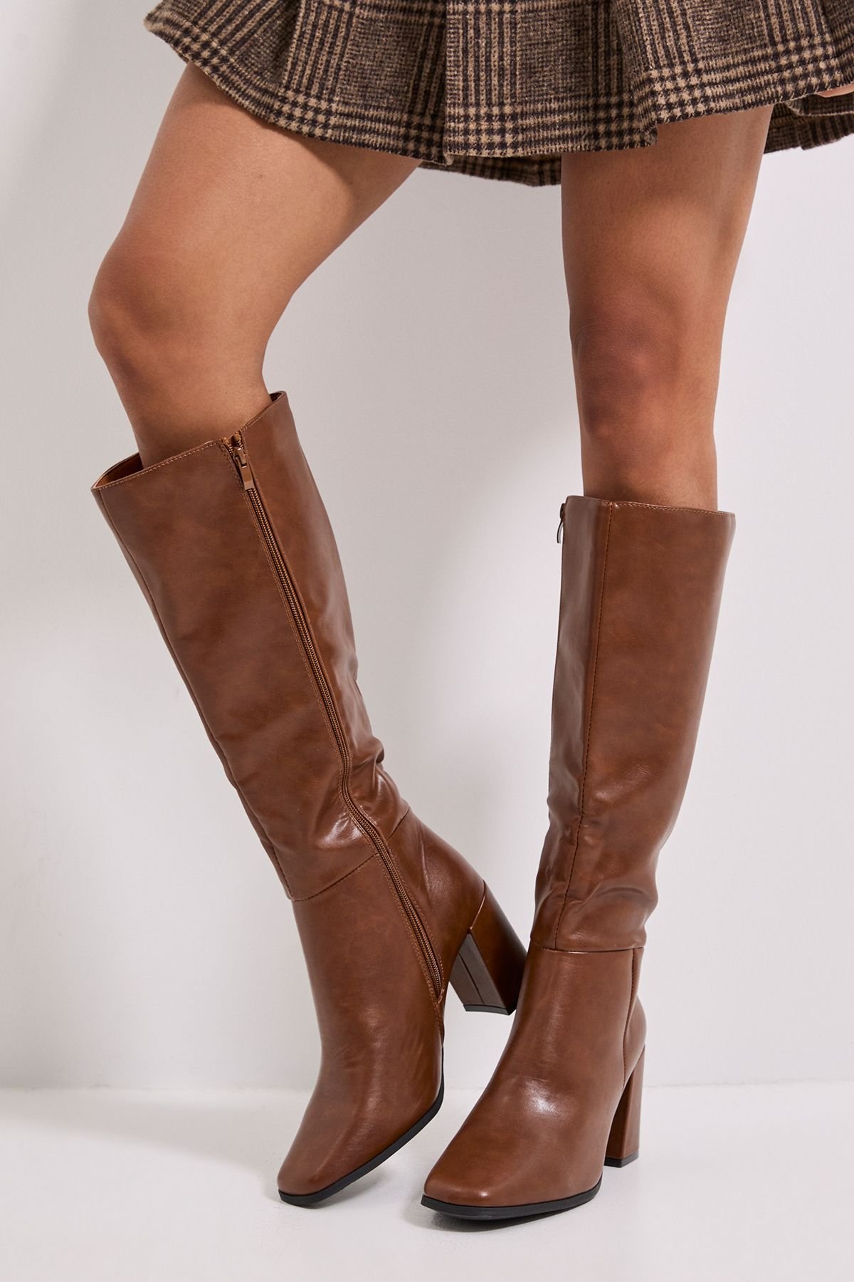 Dorothy Perkins Dorothy Perkins Women's Wide Fit Kristen Faux Leather Square Toe High Heel Knee Boots in Dark Tan - 2