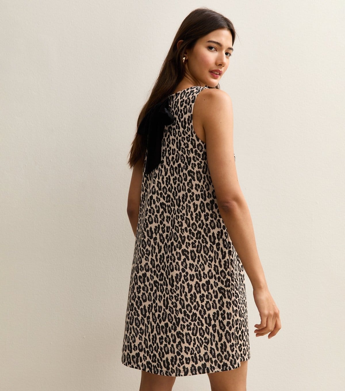 New Look Women's Brown Animal Pattern Sleeveless Back Bow Mini Dress New Look - 4