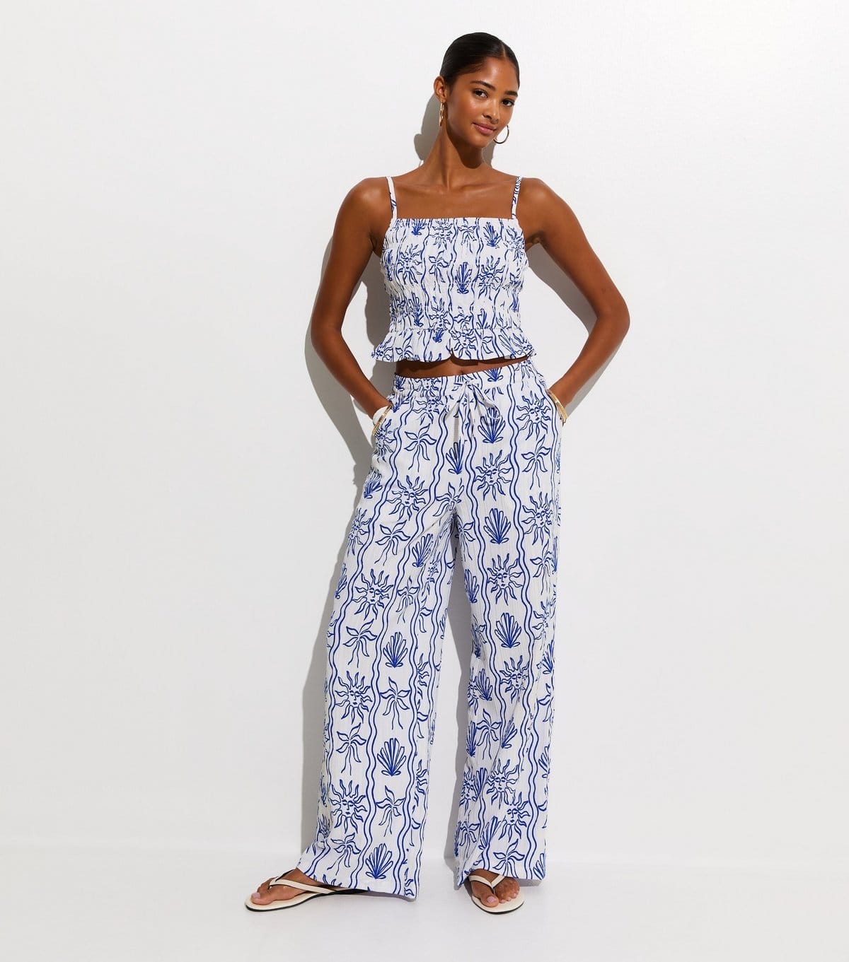 New Look Women's Blue Sun Print Shirred Cami Beach Top New Look - 4