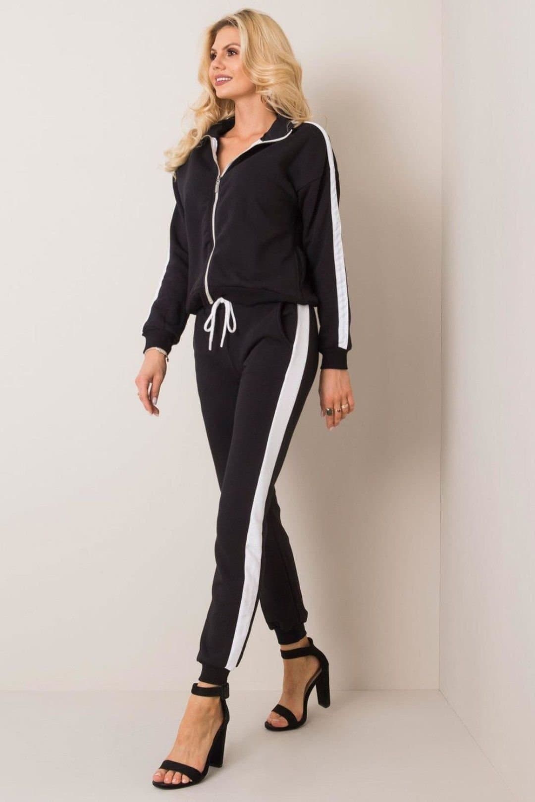 Love Lace Love Lace Women's Zippered Sweatshirt Set with Contrast Piping Pants in Black