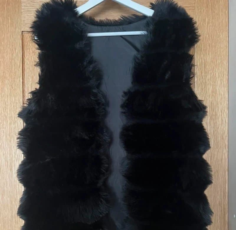 Shein Faux Fur Black Gilet