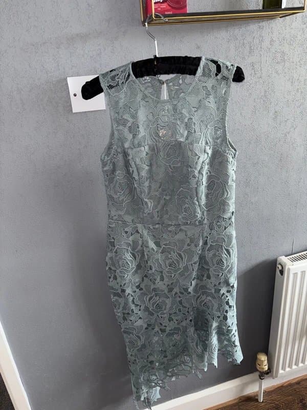 River Island River island bnwt sage colour dress fully lined