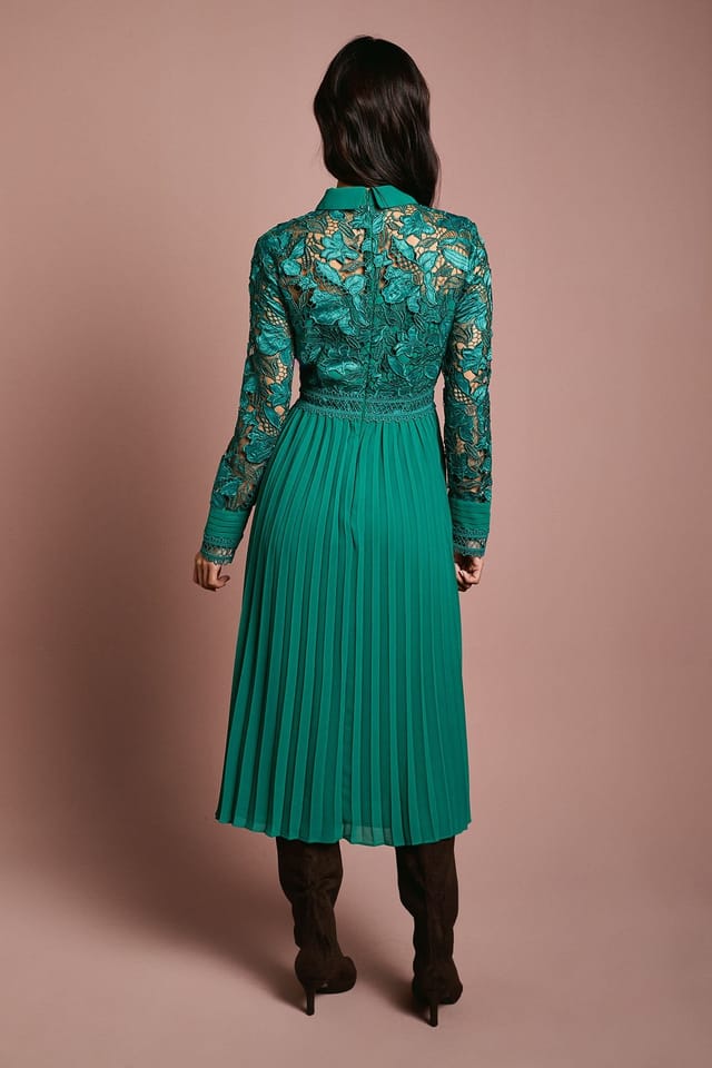 Coast Coast Women's Petite Lace Shirt Dress in Emerald - 3