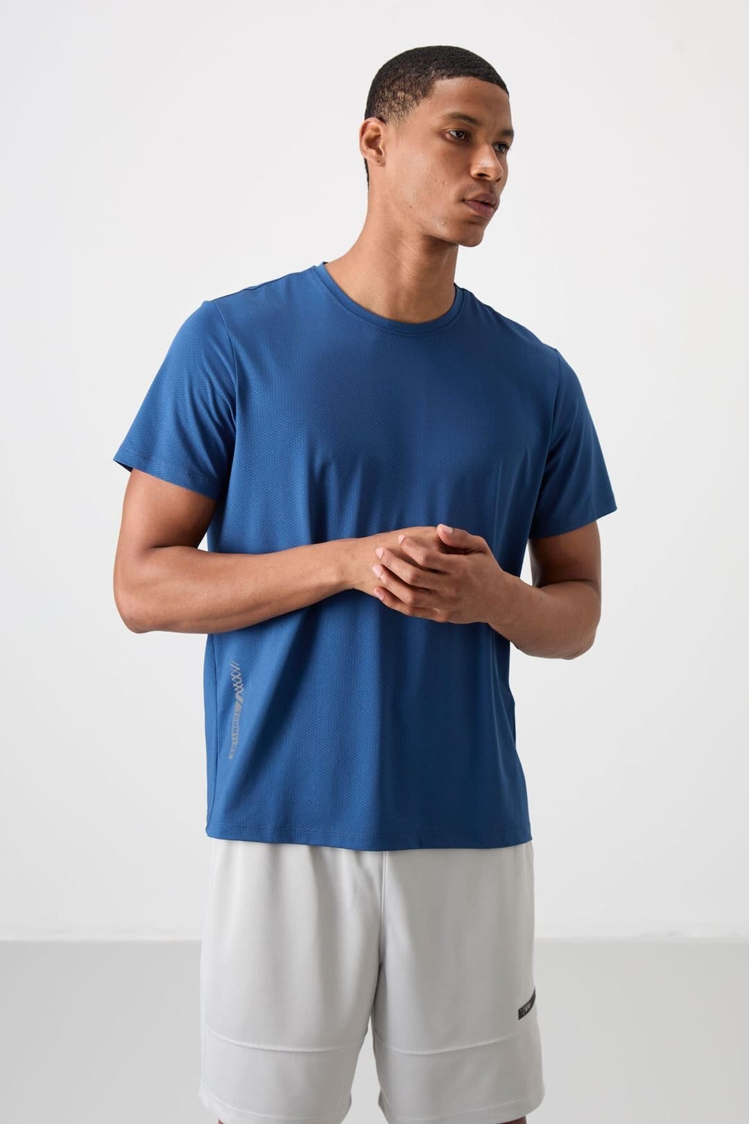 Tommy Life Tommy Life Men's Regular Fit Crew Neck T-Shirt in Blue - 4