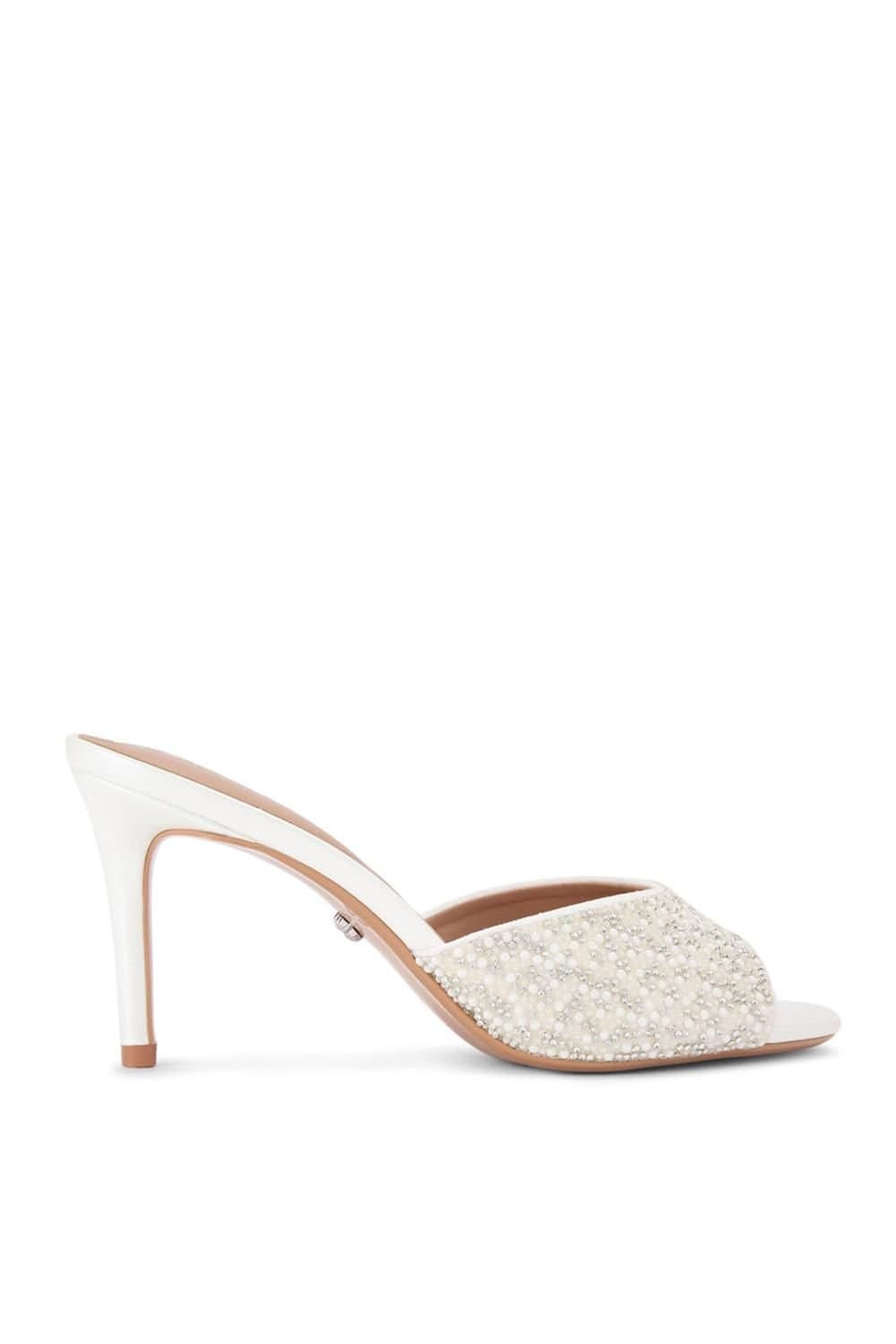 Carvela Carvela Women's 'Silvia Mule' Fabric Heels in White