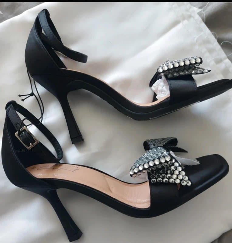 New Look Black New Look diamante bow heels size 4