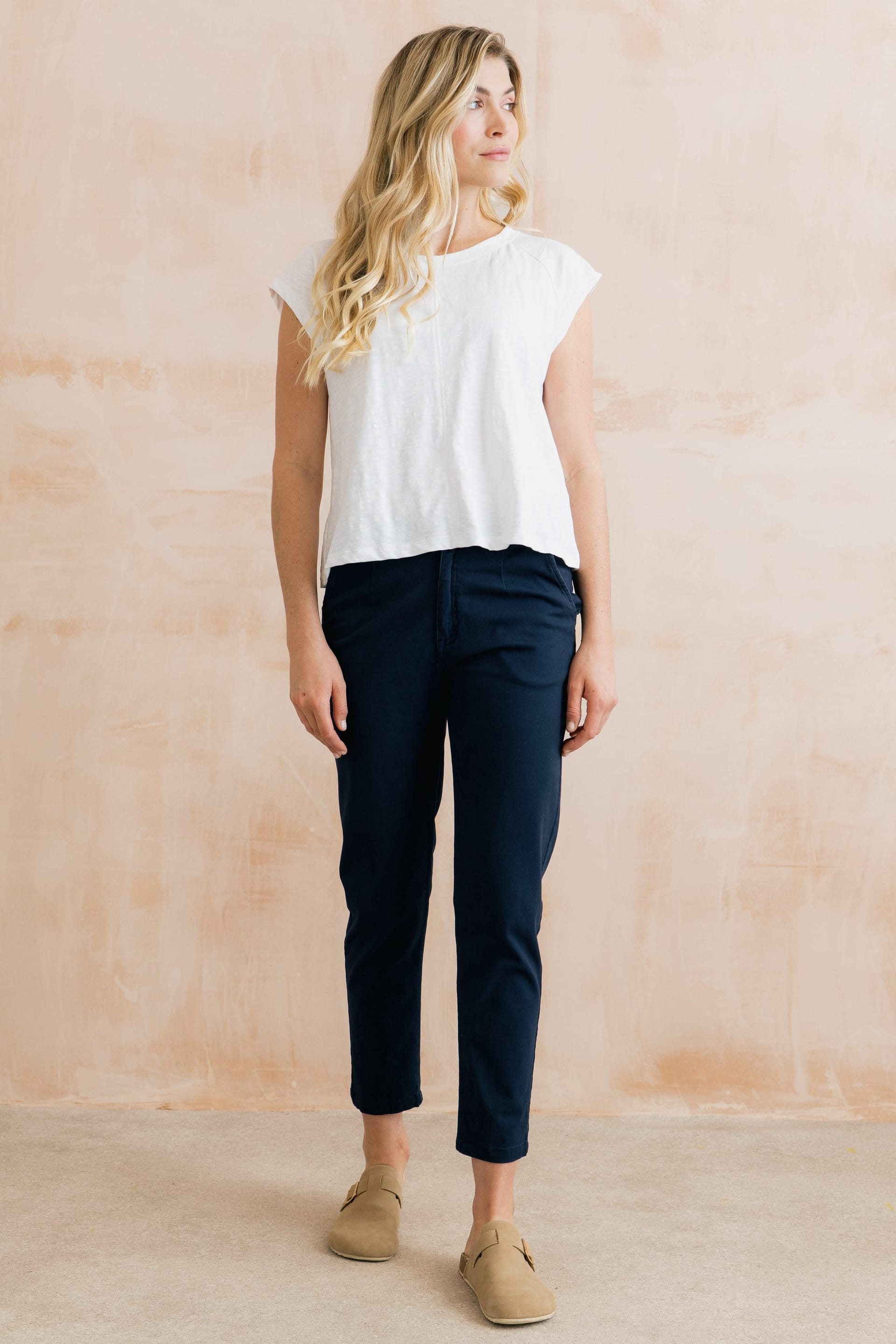 Lily & Me Lily & Me Women's Breaker Stretch Twill Trousers in Navy - 4