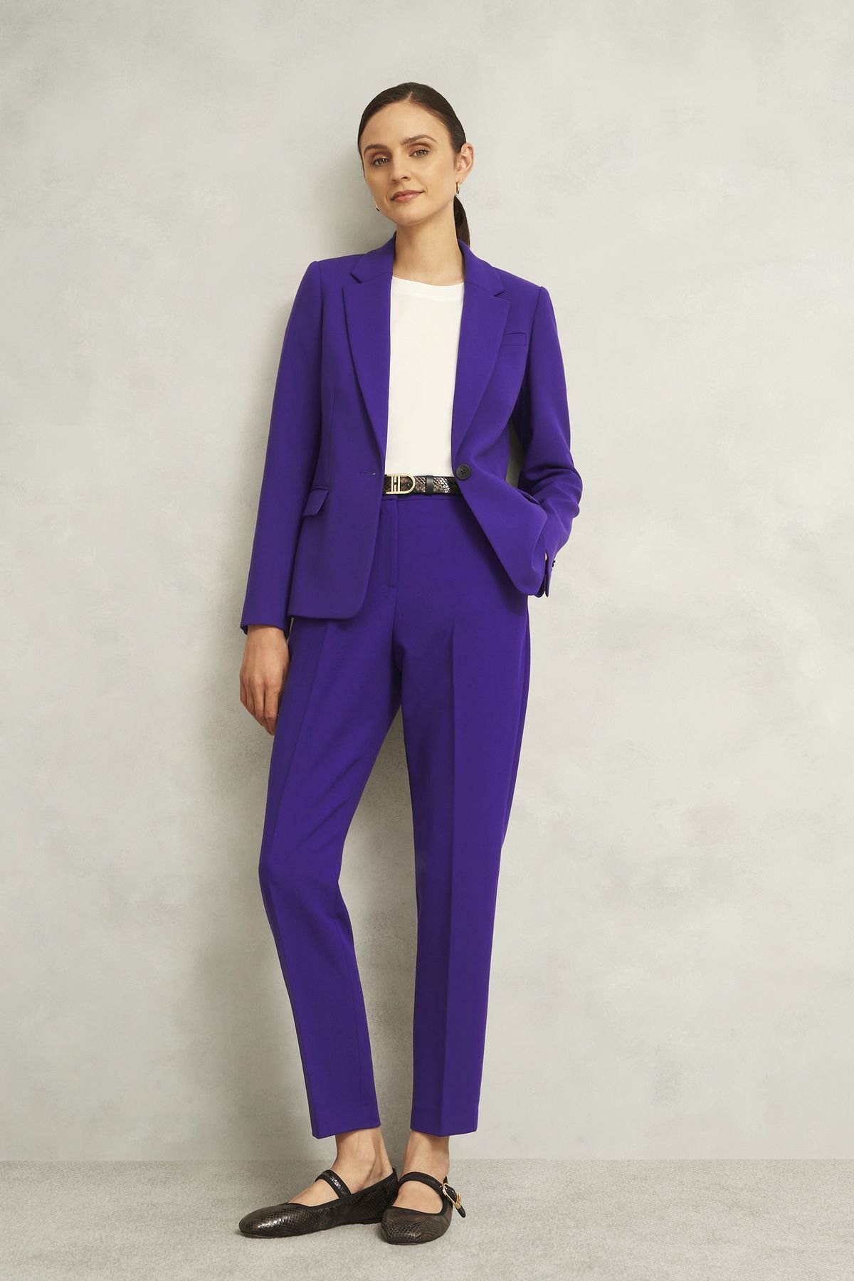 Hobbs London Hobbs London Women's Sami Tapered Trousers in Grape - 3