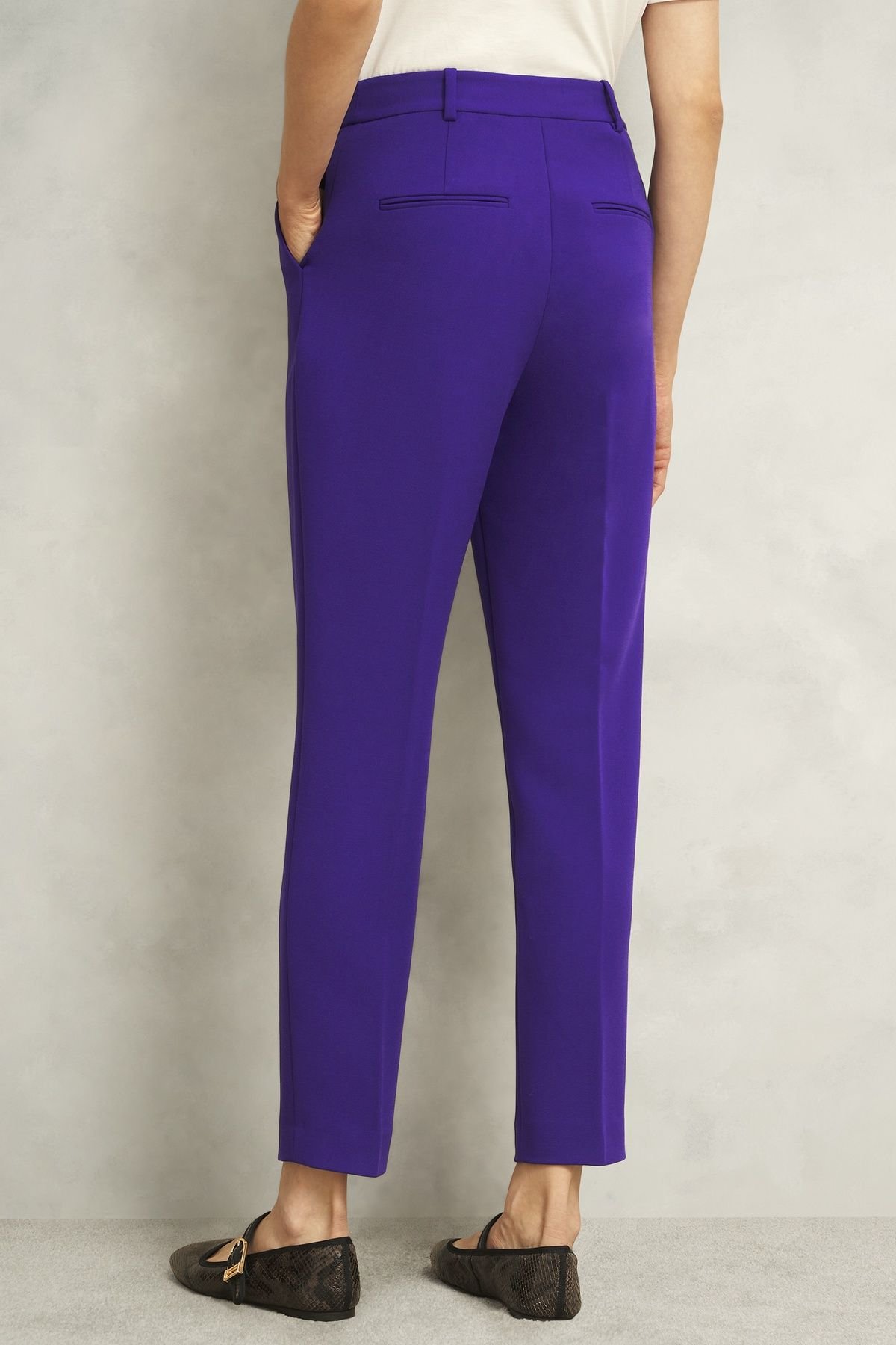 Hobbs London Hobbs London Women's Sami Tapered Trousers in Grape - 4