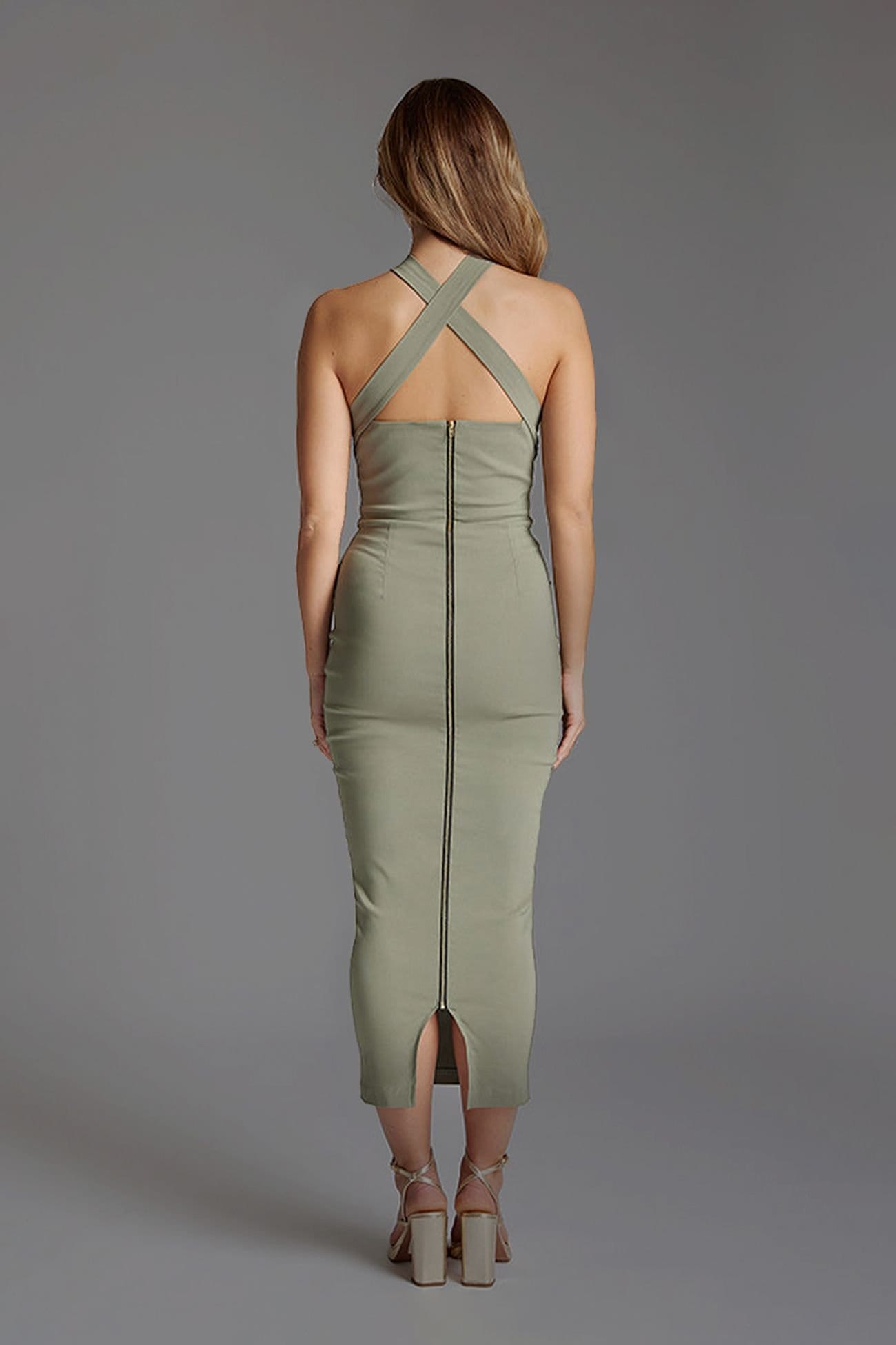 Vesper Vesper Women's Halter Neck Bodycon Midaxi Dress in Olive - 4