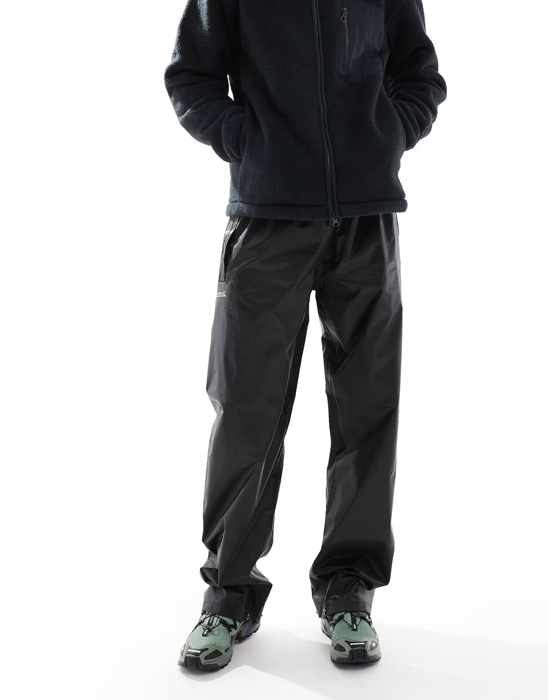 ASOS Regatta Men's Stormbreak Waterproof Overtrousers in Black