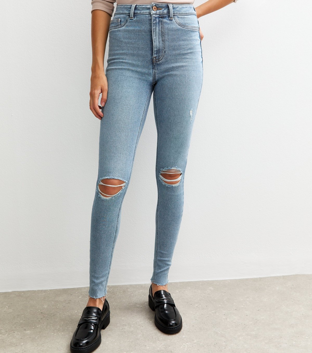 New Look Women's Tall Blue Ripped Knee Skinny Jeans New Look - 4